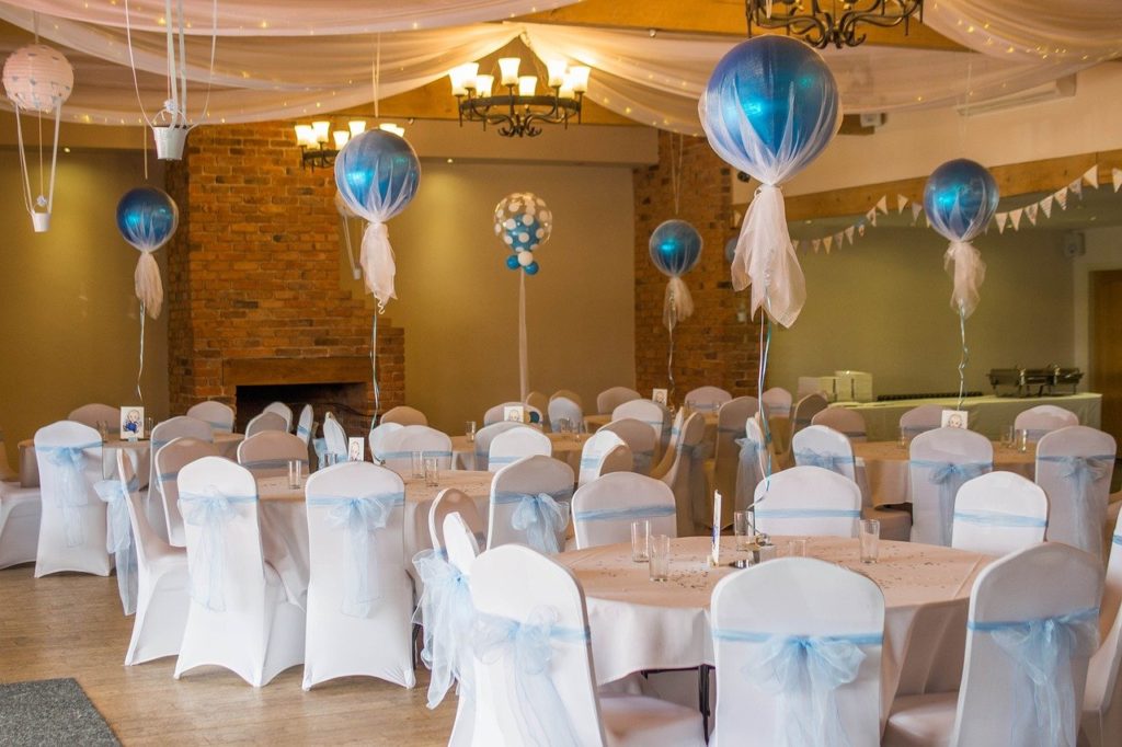 Affordable Decor Ideas For Your Indoor Wedding 1024x682 1